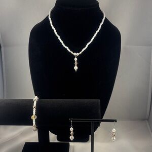 Classic White Pearl Jewelry Set